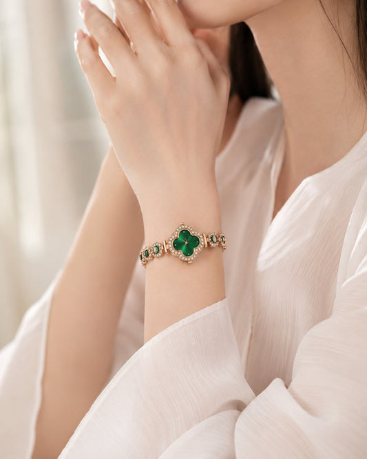 Sapphire Luxe Watch